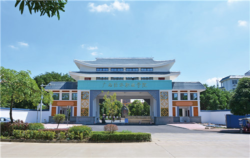 校門.jpg